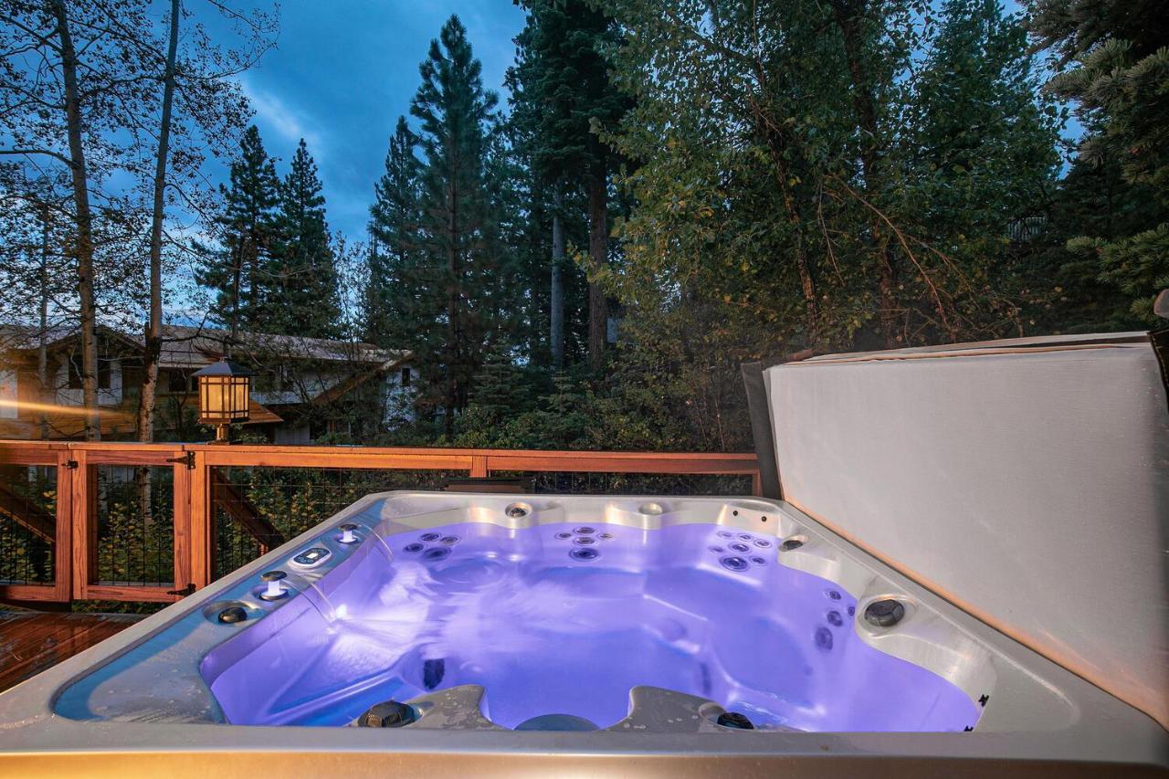 Lake Of The Sky At Dollar Point - Stunning 4Br,4Ba W Lake Views, Hot Tub And Pet-Friendly Villa Tahoe City Exterior photo